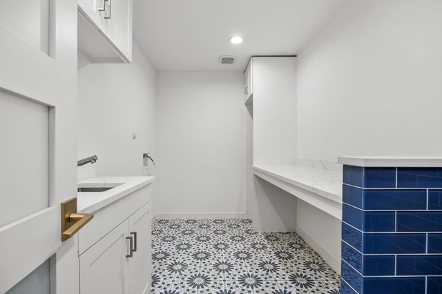 4452 Sugar Mill Road, Dallas, TX 75244