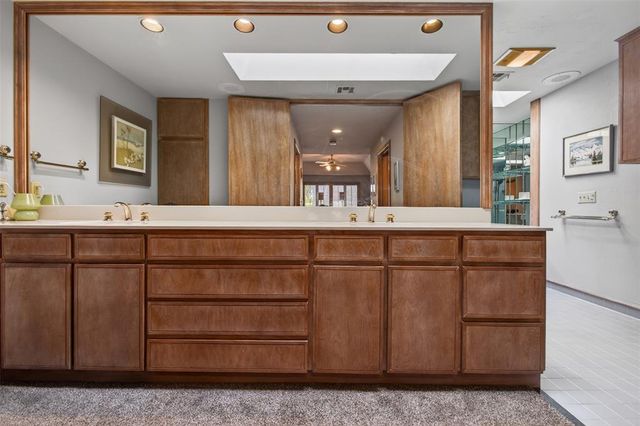6200 Riviera Drive, Oklahoma City, OK 73112