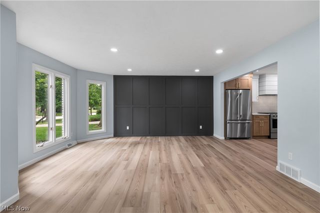 21470 Jonathan Drive, Strongsville, OH 44149