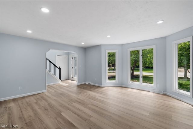 21470 Jonathan Drive, Strongsville, OH 44149