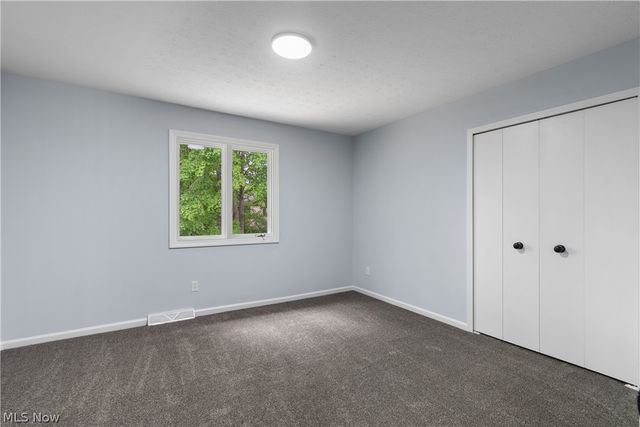 21470 Jonathan Drive, Strongsville, OH 44149