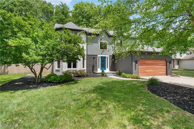 21470 Jonathan Drive, Strongsville, OH 44149
