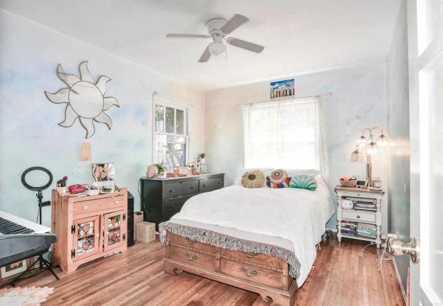 710 Eucalyptus Street, Oceanside, CA 92054