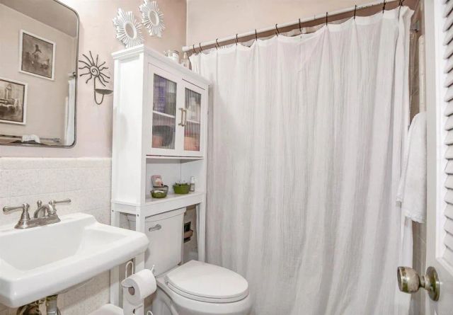 710 Eucalyptus Street, Oceanside, CA 92054