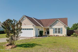 176 Lewis Road, Hampstead, NC 28443
