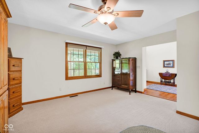 13010 E Otter Creek Lane, Columbus, IN 47203
