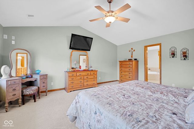 13010 E Otter Creek Lane, Columbus, IN 47203