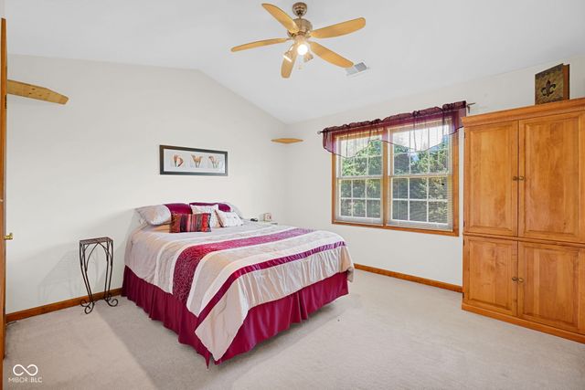 13010 E Otter Creek Lane, Columbus, IN 47203