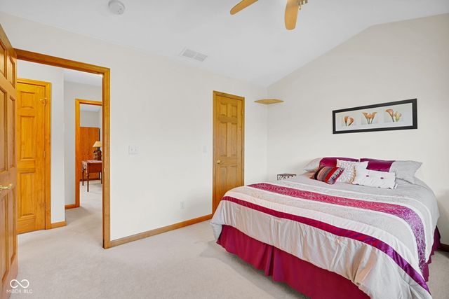 13010 E Otter Creek Lane, Columbus, IN 47203