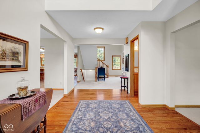 13010 E Otter Creek Lane, Columbus, IN 47203