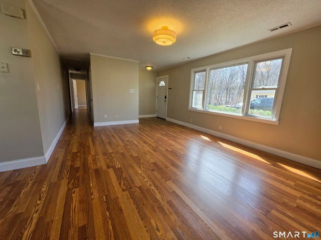 89 Faith Circle 89, Manchester, CT 06040