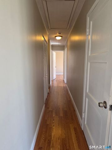 89 Faith Circle 89, Manchester, CT 06040