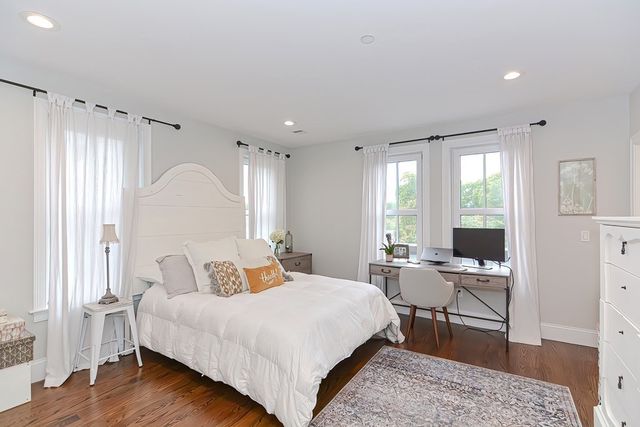 52 River 7, Boston, MA 02126