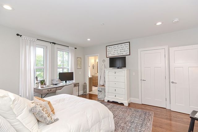 52 River 7, Boston, MA 02126