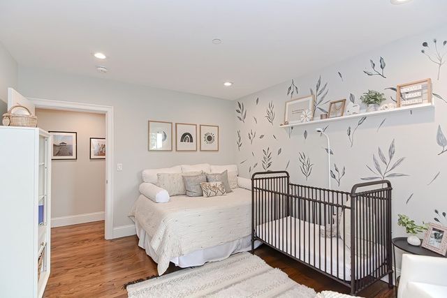 52 River 7, Boston, MA 02126