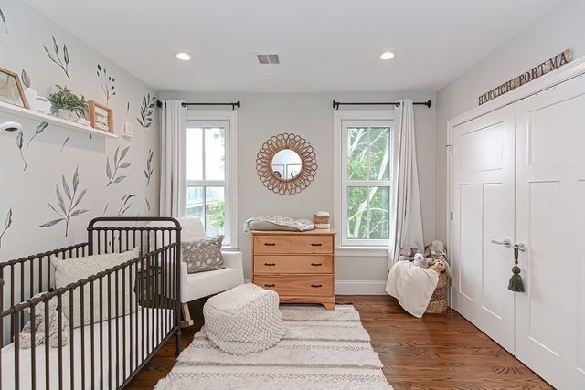 52 River 7, Boston, MA 02126