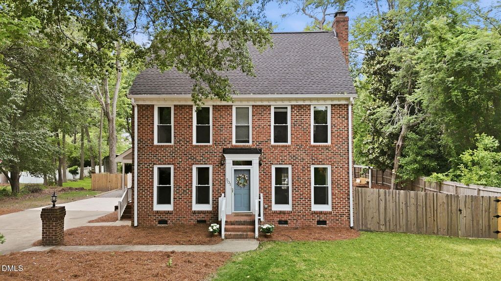 501 N Woodrow Street, Fuquay Varina, NC 27526