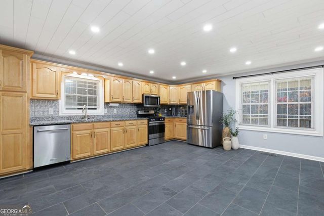 51 Perry Lane, Buchanan, GA 30113