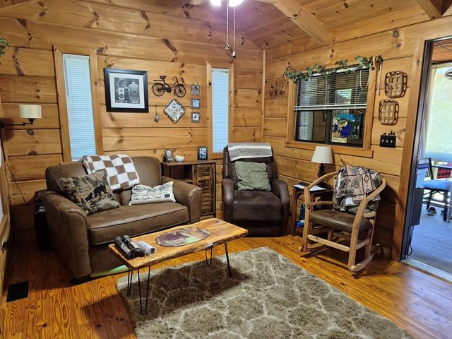 40 Wilderness Court, Blairsville, GA 30512