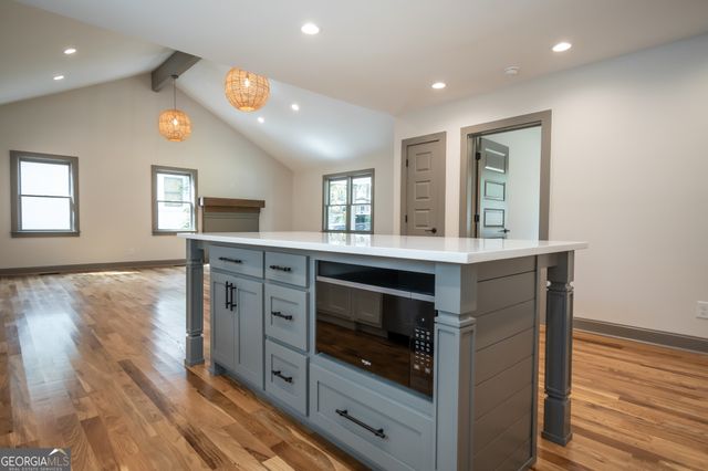 215 Holman Avenue, Athens, GA 30606