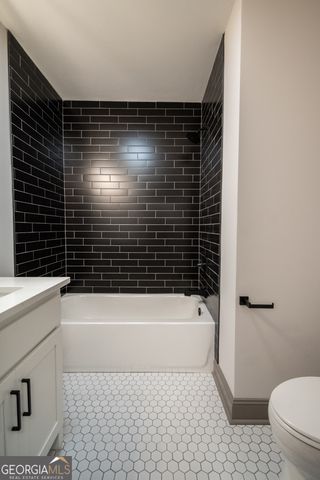 215 Holman Avenue, Athens, GA 30606