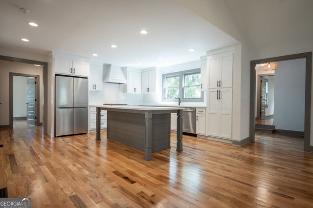215 Holman Avenue, Athens, GA 30606