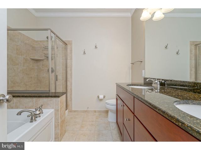 508 CAPTAINS WAY, Philadelphia, PA 19146