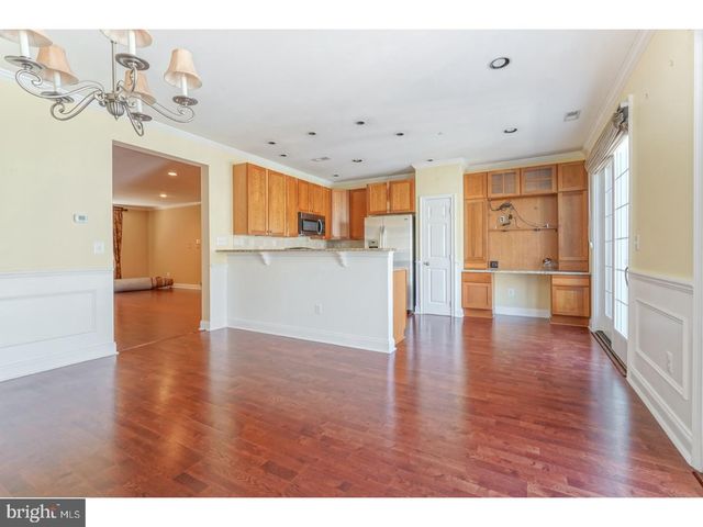 508 CAPTAINS WAY, Philadelphia, PA 19146