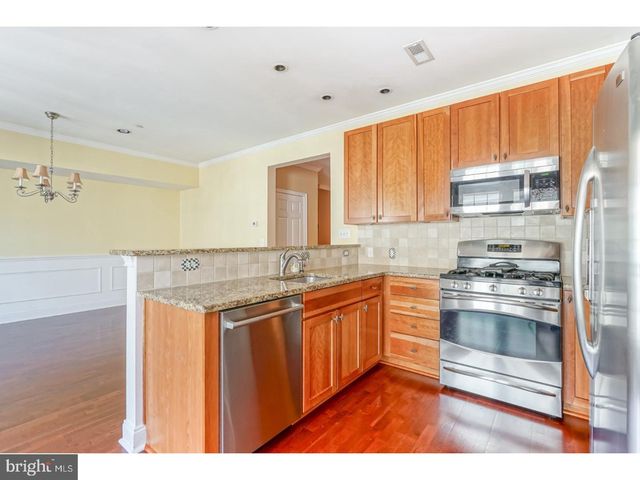 508 CAPTAINS WAY, Philadelphia, PA 19146