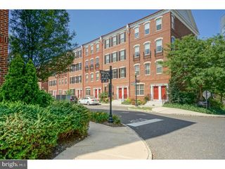 508 CAPTAINS WAY, Philadelphia, PA 19146