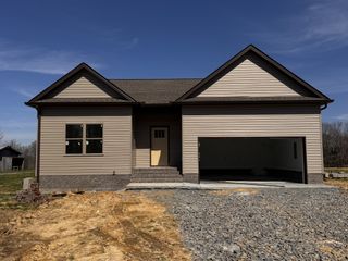 388 Hawkins Rd, Westmoreland, TN 37186