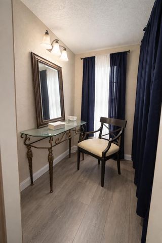 314 W 11th Street, Mountain Grove, MO 65711