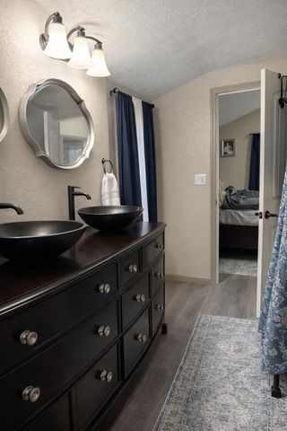 314 W 11th Street, Mountain Grove, MO 65711