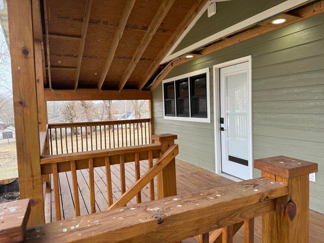 314 W 11th Street, Mountain Grove, MO 65711