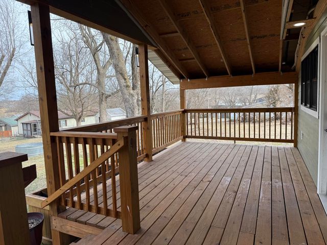 314 W 11th Street, Mountain Grove, MO 65711