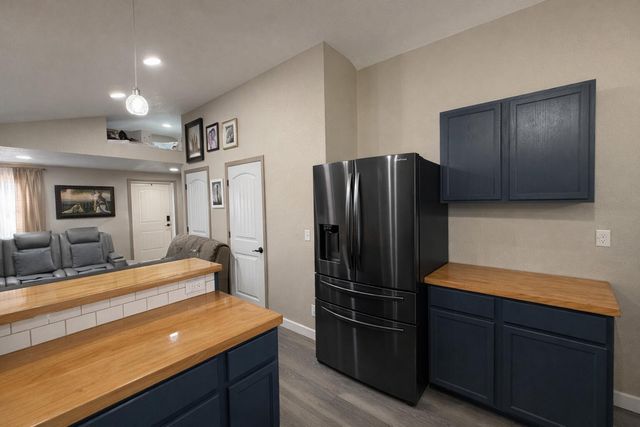 314 W 11th Street, Mountain Grove, MO 65711