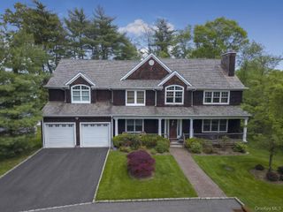 899 Harbor View Road, Oyster Bay, NY 11771