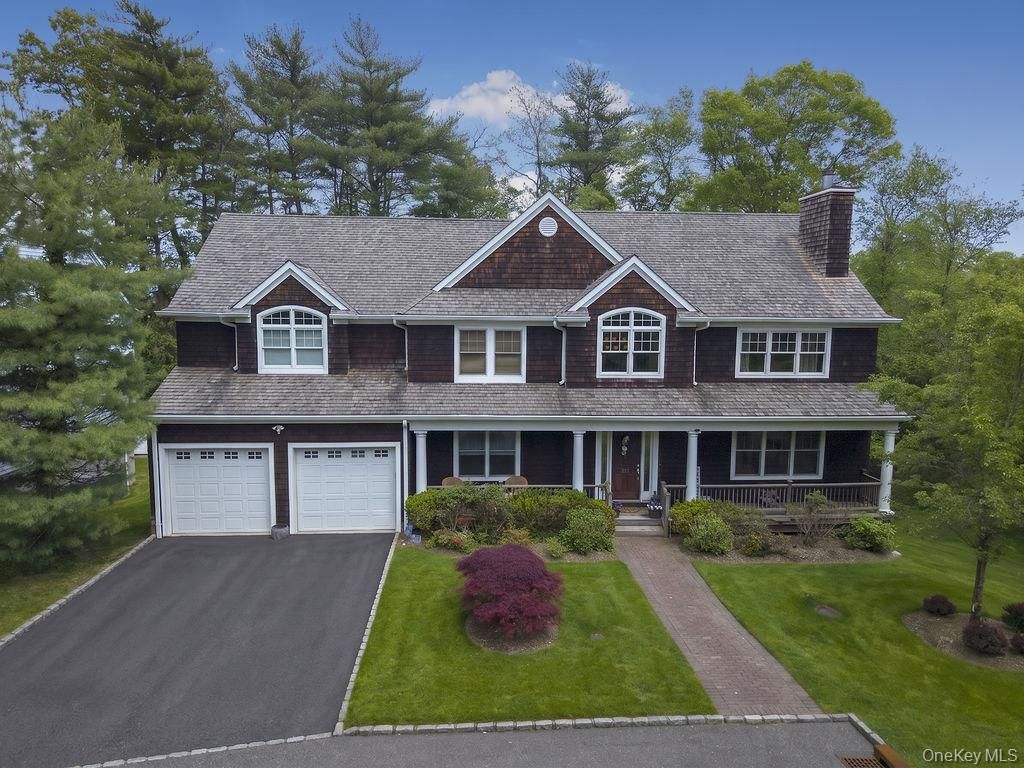 899 Harbor View Road, Oyster Bay, NY 11771