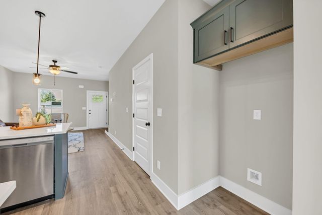 1594 S Watkins Street, Chattanooga, TN 37404
