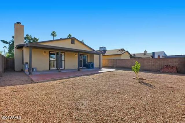 6612 N 48th Drive, Glendale, AZ 85301