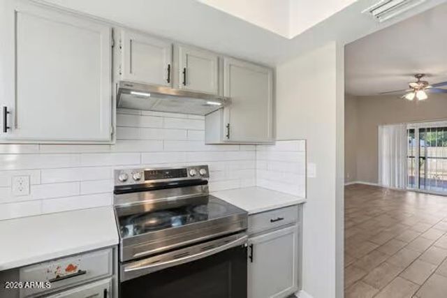 6612 N 48th Drive, Glendale, AZ 85301