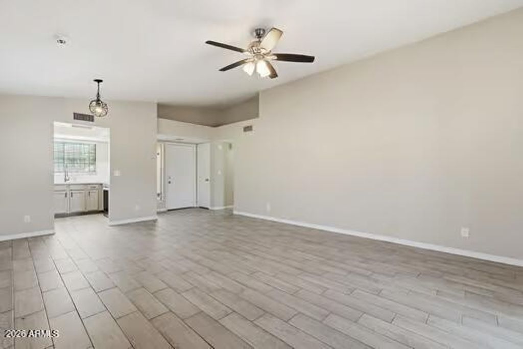 6612 N 48th Drive, Glendale, AZ 85301 — photo 4