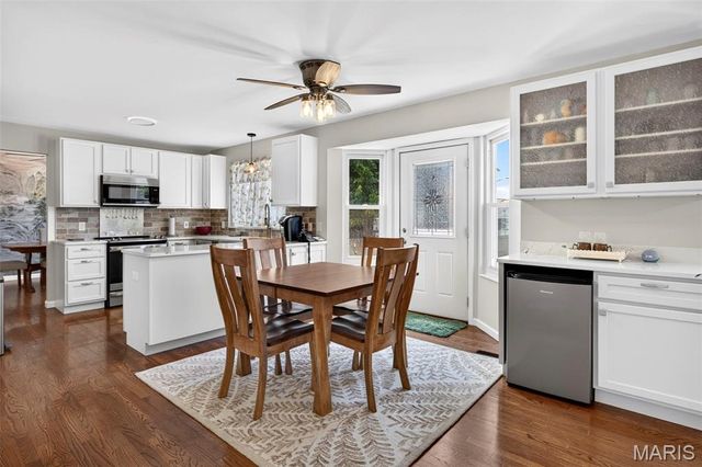 7296 Picasso Drive, Dardenne Prairie, MO 63368