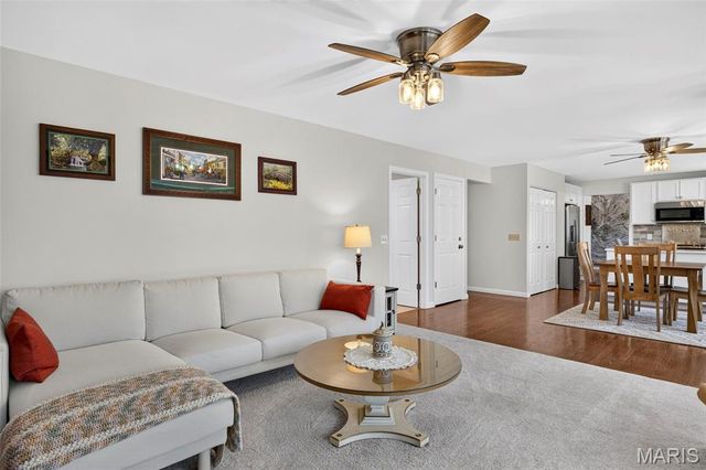 7296 Picasso Drive, Dardenne Prairie, MO 63368