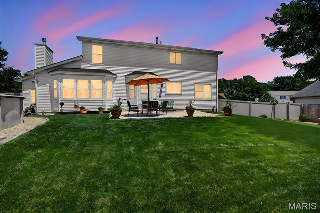 7296 Picasso Drive, Dardenne Prairie, MO 63368