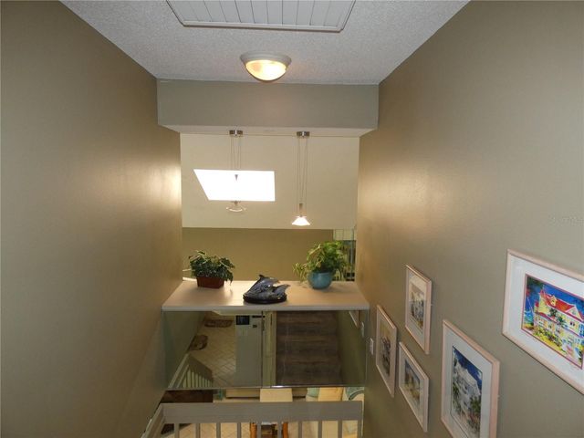 7917 PINEGROVE COURT 1, Sarasota, FL 34238