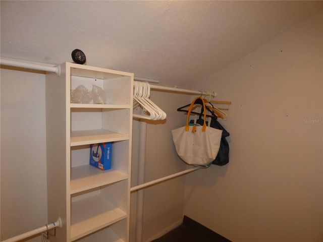 7917 PINEGROVE COURT 1, Sarasota, FL 34238