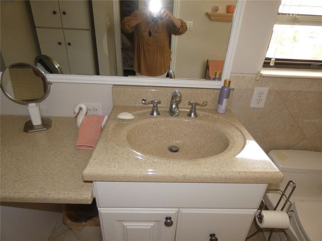 7917 PINEGROVE COURT 1, Sarasota, FL 34238