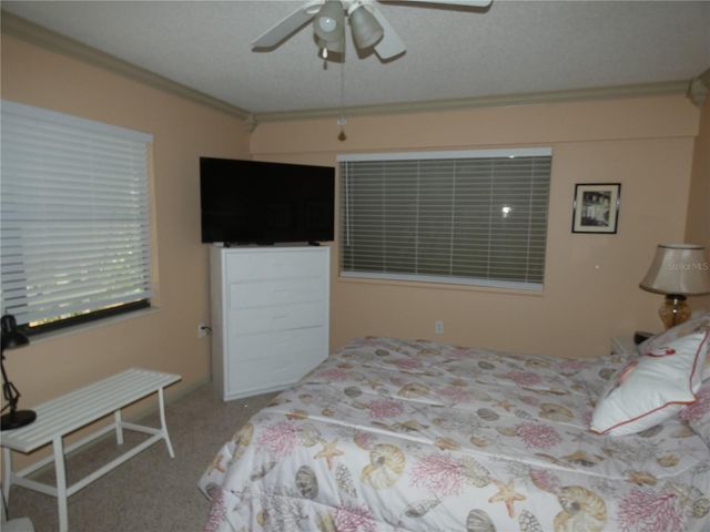7917 PINEGROVE COURT 1, Sarasota, FL 34238