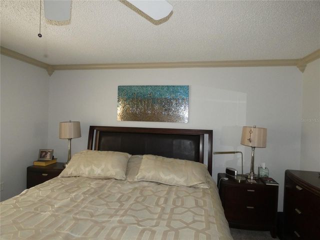 7917 PINEGROVE COURT 1, Sarasota, FL 34238